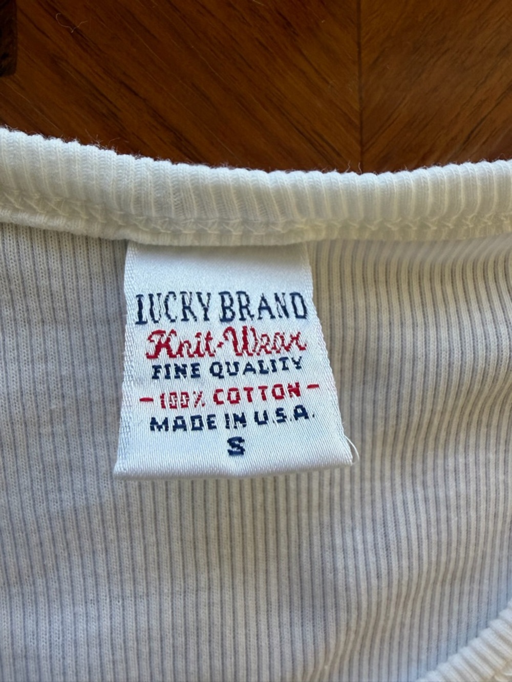 Lucky Brand White Ribbed Knit Tank with Red and Navy Tag Detail - Picture 3 of 4